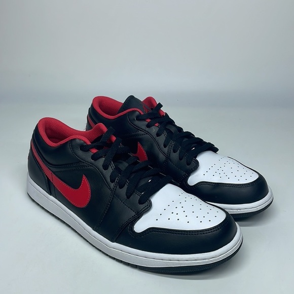 Nike Men’s Air Jordan 1 Low Shoes Black/Fire Red/White 553558-063 NWOB - Picture 2 of 5